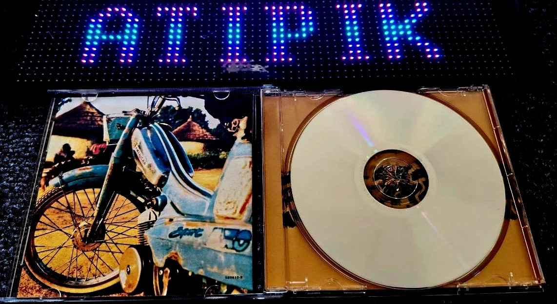 Pépite Reggae: O Álbum Françafrique de Tiken Jah Fakoly a Aproveitar 💿 – photo 4